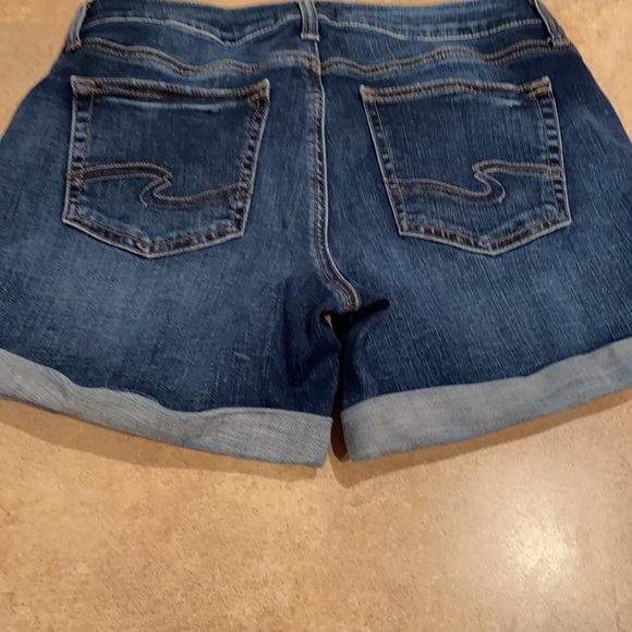 Women’s Silver jean shorts size 27 - Picture 3 of 8